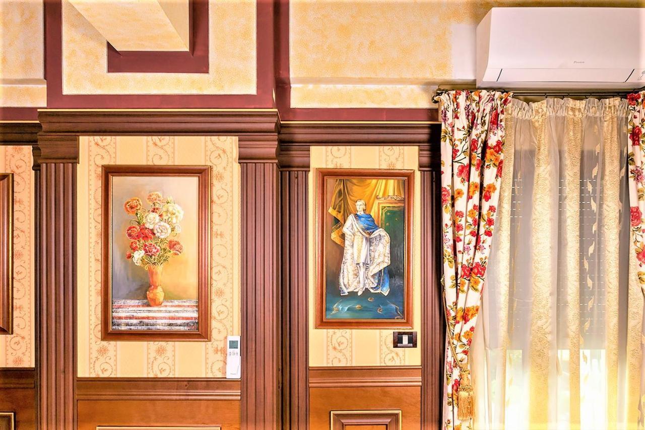 My Hotel Apartments Baneasa Bukares Bagian luar foto