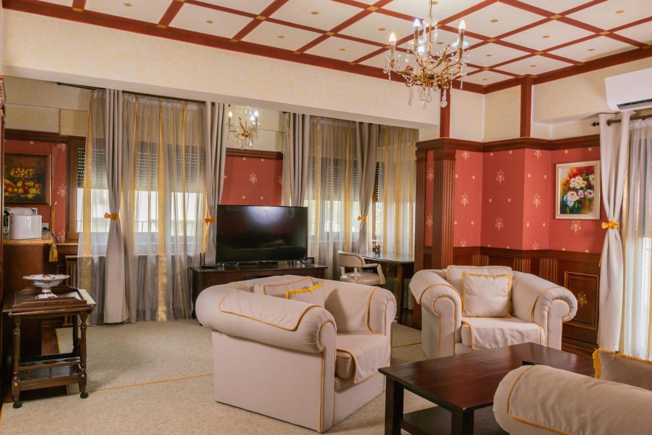 My Hotel Apartments Baneasa Bukares Bagian luar foto